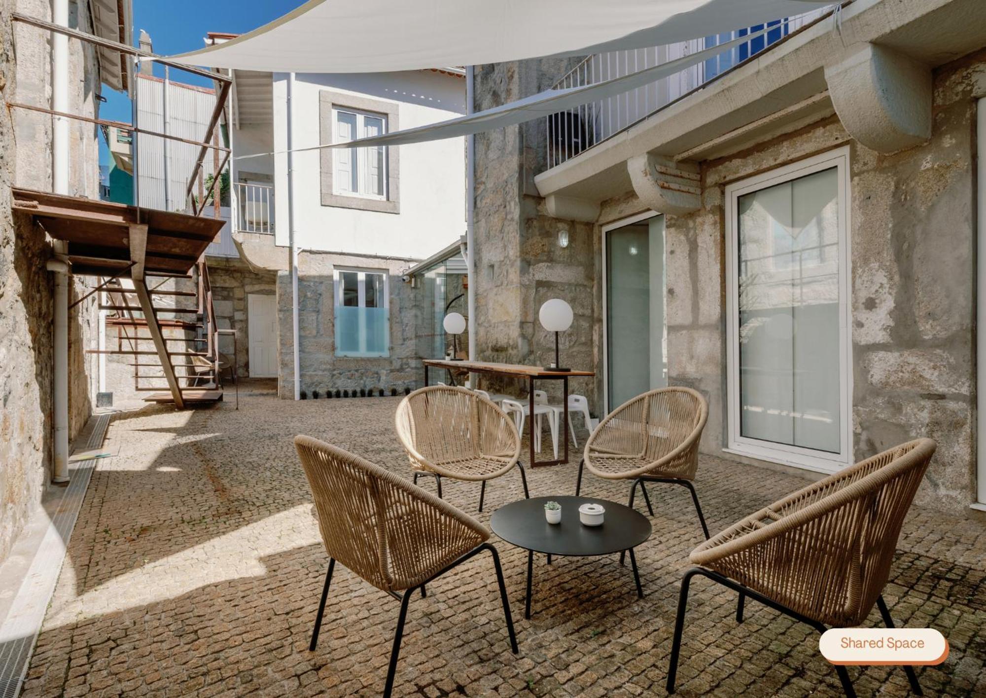 Fine Arts Studios By Olala Homes بورتو المظهر الخارجي الصورة