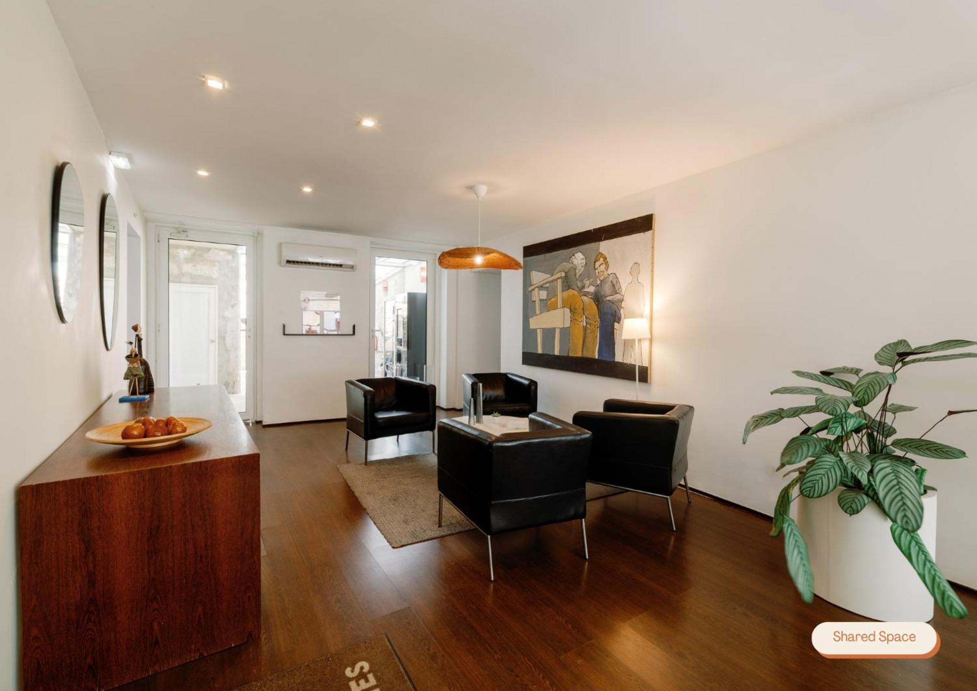 Fine Arts Studios By Olala Homes بورتو المظهر الخارجي الصورة